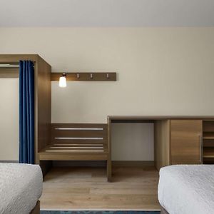 Studio Suite Two Queen Beds